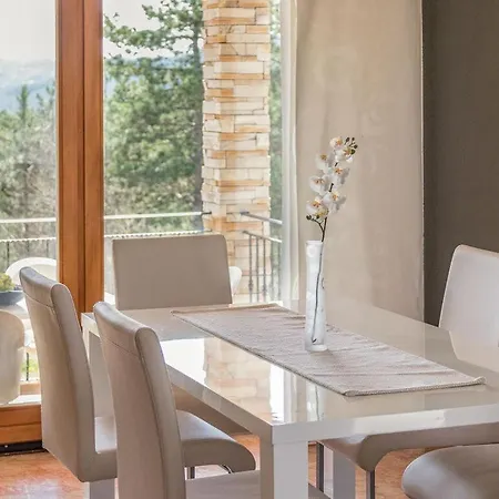 Villa Mirna Comfortable Holiday *